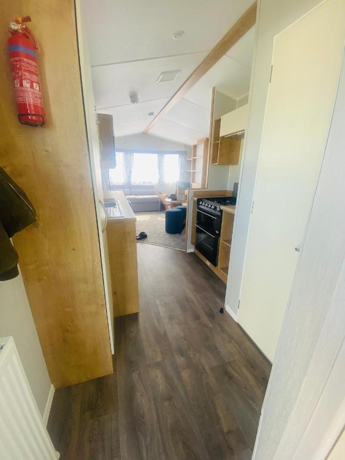 Parkdean Resorts Camber Sands Caravan 2023 Exterior photo